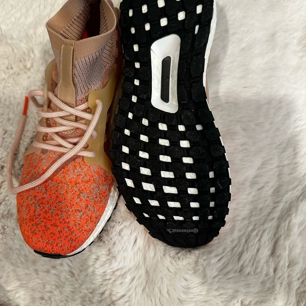 Women’s High-Top Sneakers - Orange and tan -baige - Picture 5 of 5